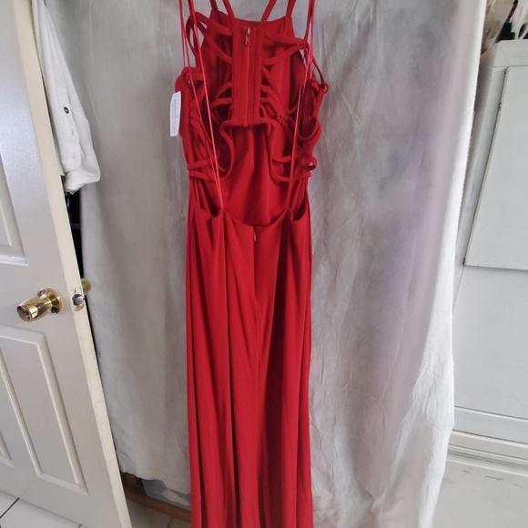 Red Windsor Dress - Picture 2 of 4